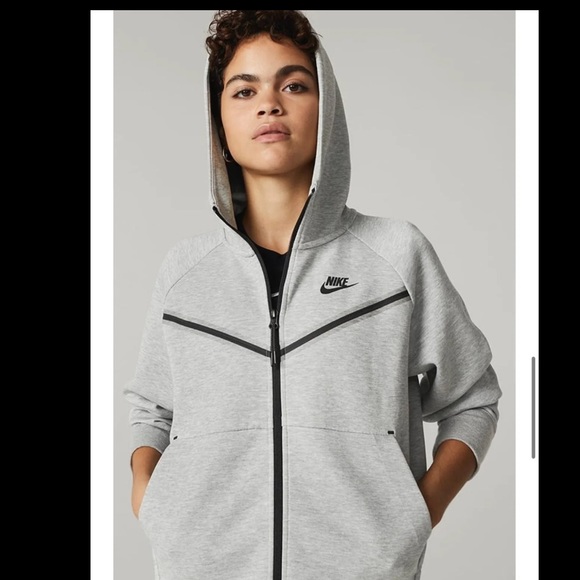 NWT Nike Tech Fleece Full Zip Hoodie XS - Picture 5 of 7